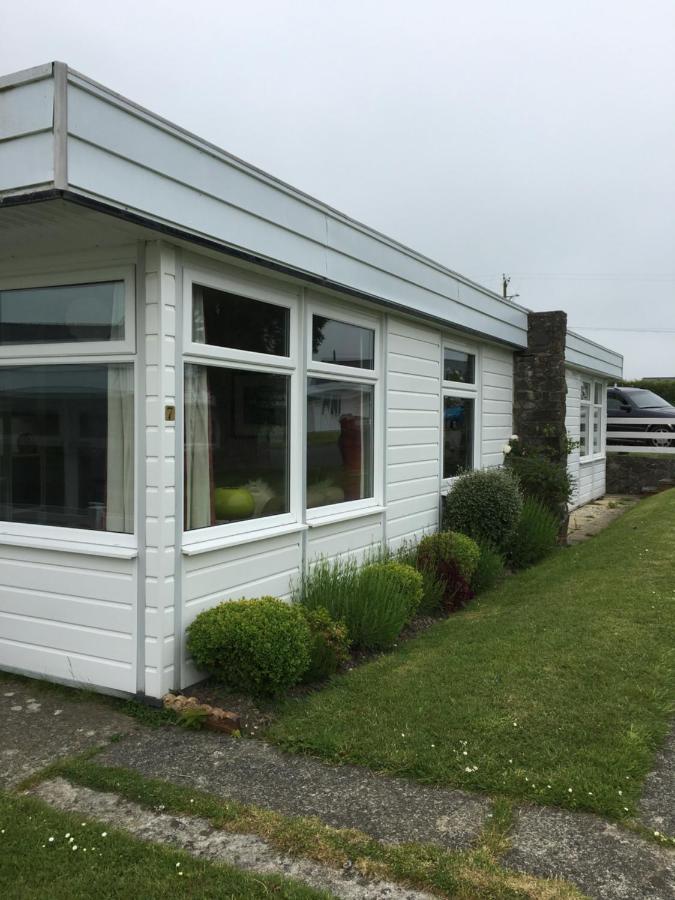 Coastal Cabin Chalet Roch Εξωτερικό φωτογραφία